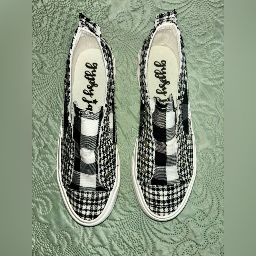 *NWOT Gypsy Jazz Buffalo Plaid Slip On Sneakers - Picture 7 of 7
